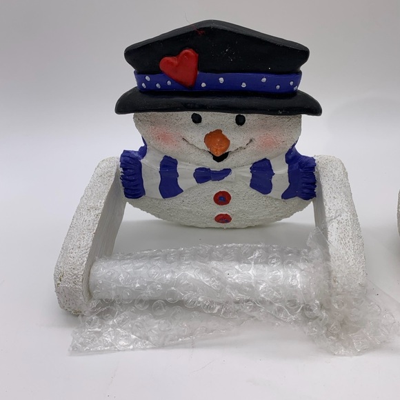 Frosty The Snowman Vtg. 3pc. Toilet Paper,Toothbrush, Soap Holder Christmas Set - Picture 2 of 13